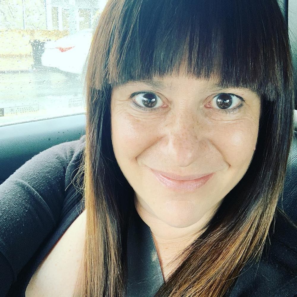 Meet your Posher, Lara